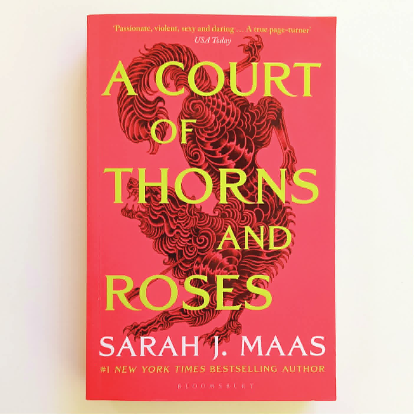 A Court Of Thorns And Roses